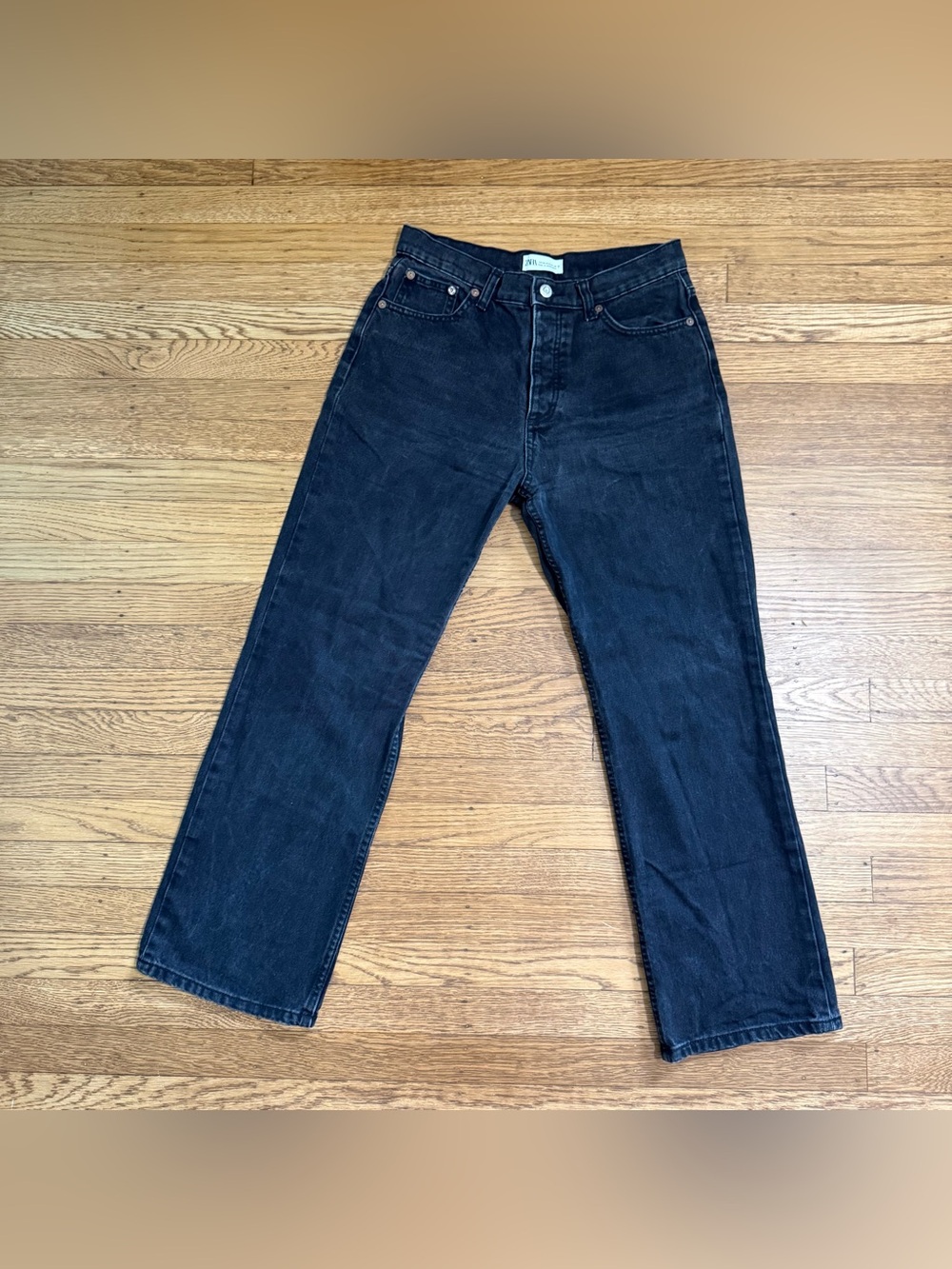 Zara Women’s Black Straight Jeans size 6